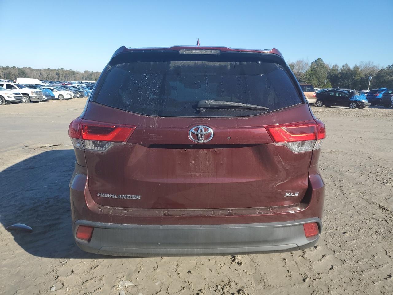 2019 TOYOTA HIGHLANDER - Image 6