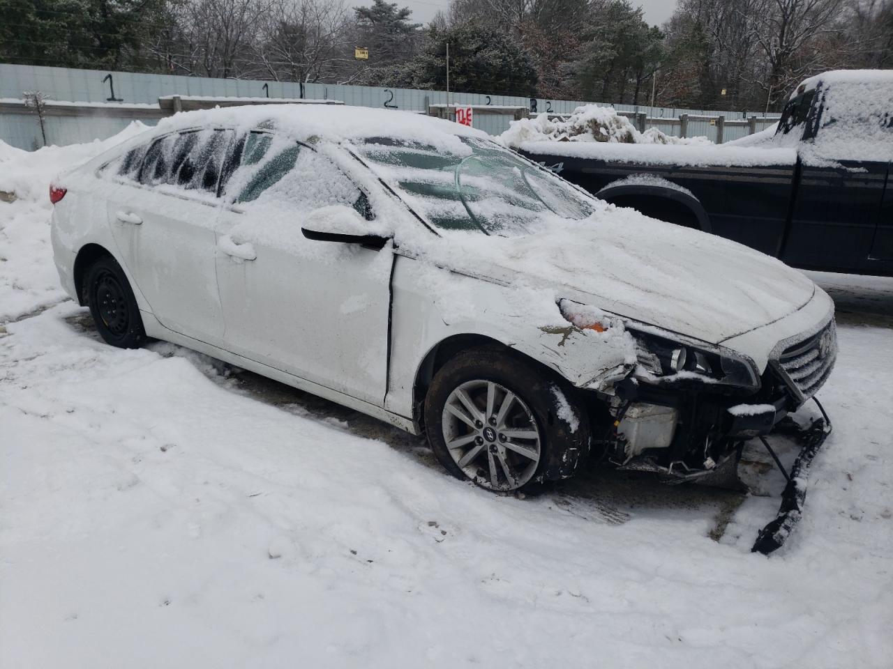 2017 HYUNDAI SONATA SE - Image 4