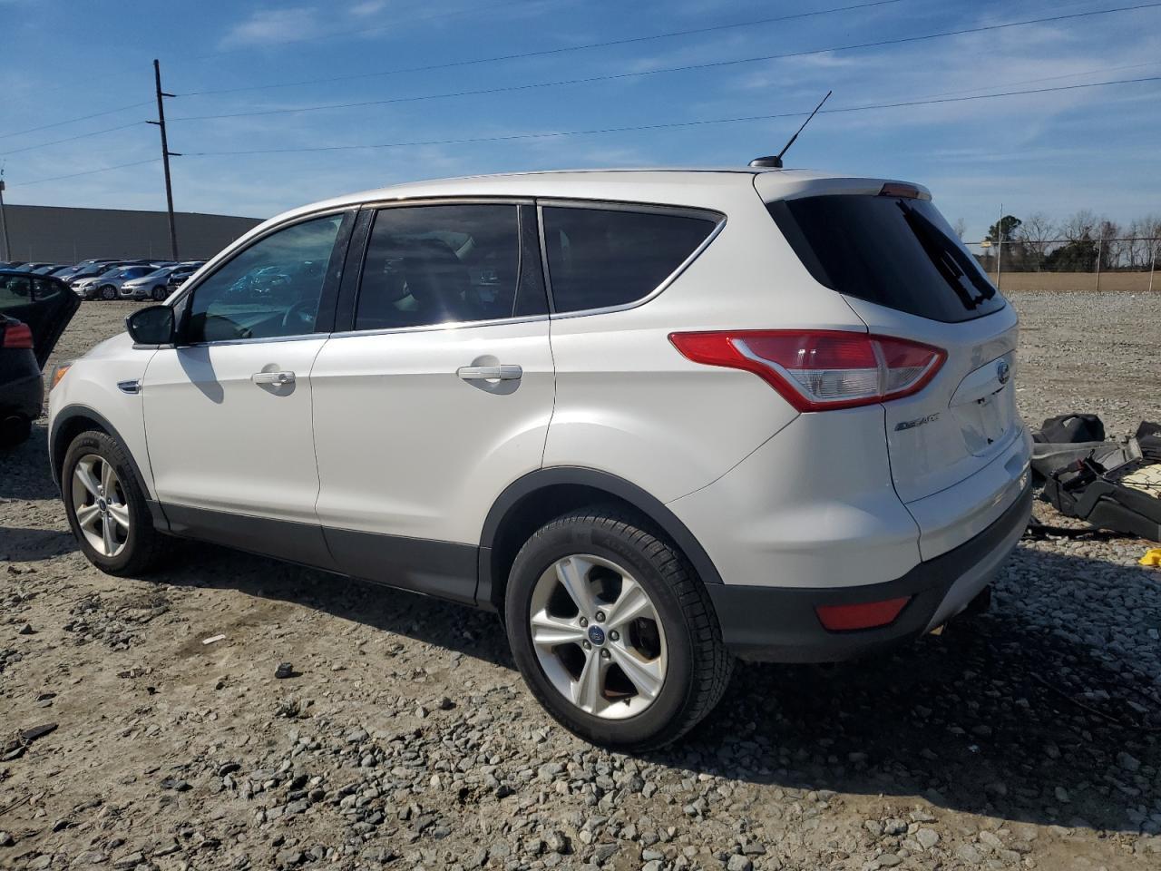 2014 FORD ESCAPE SE - Image 2