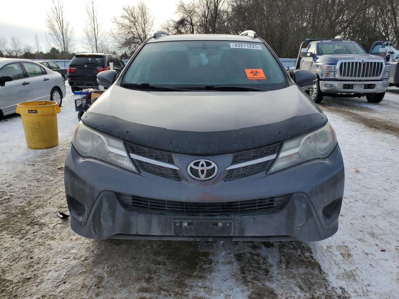 2015 TOYOTA RAV4 LE - Image 5