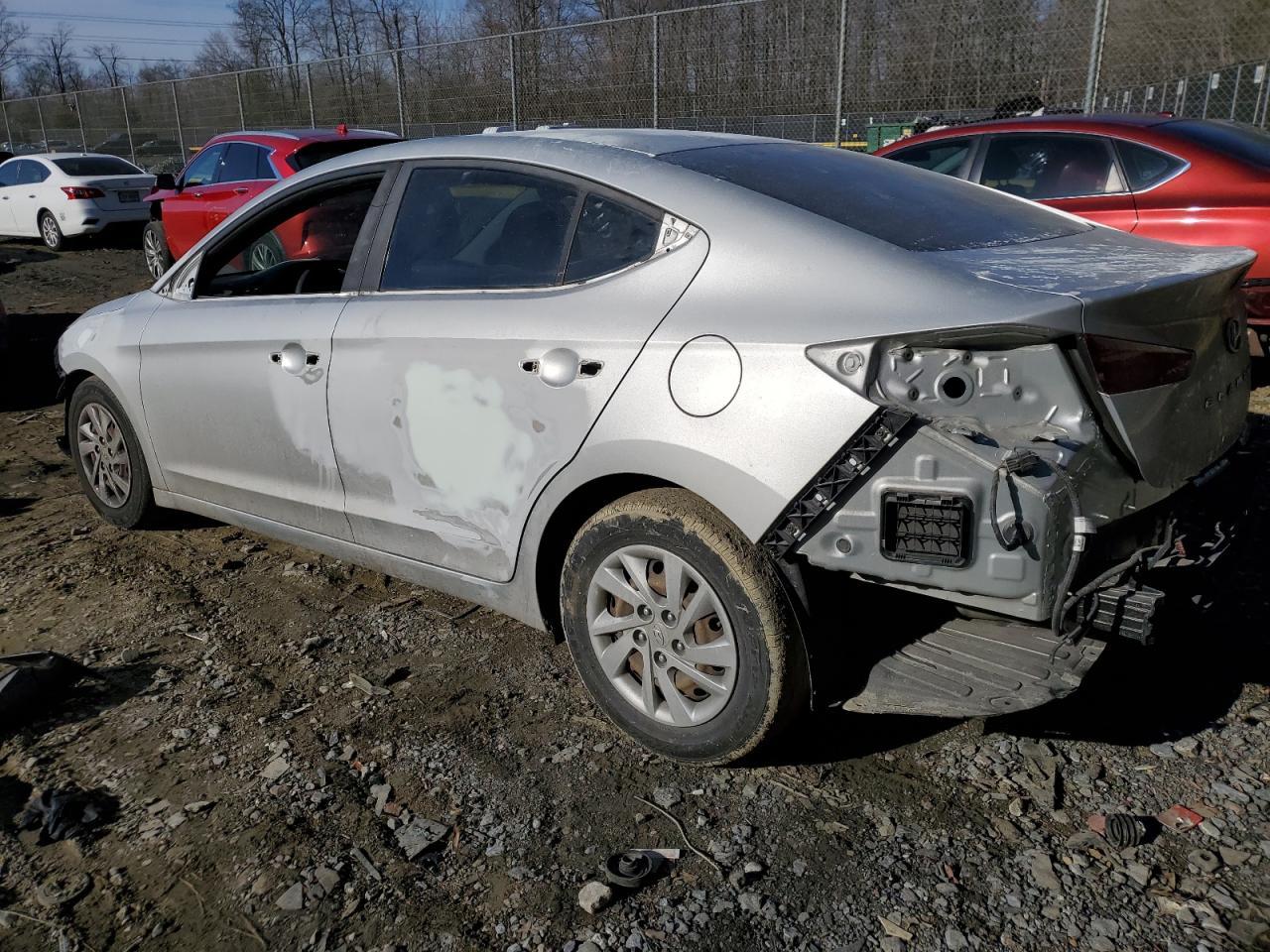 2019 HYUNDAI ELANTRA SE - Фото 2