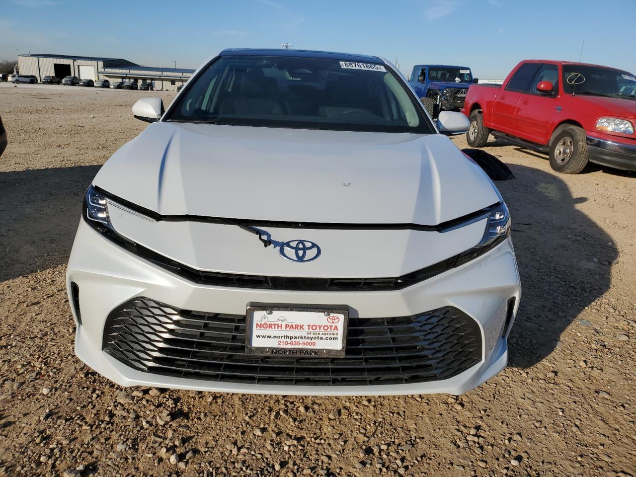 2025 TOYOTA CAMRY XSE - Фото 5