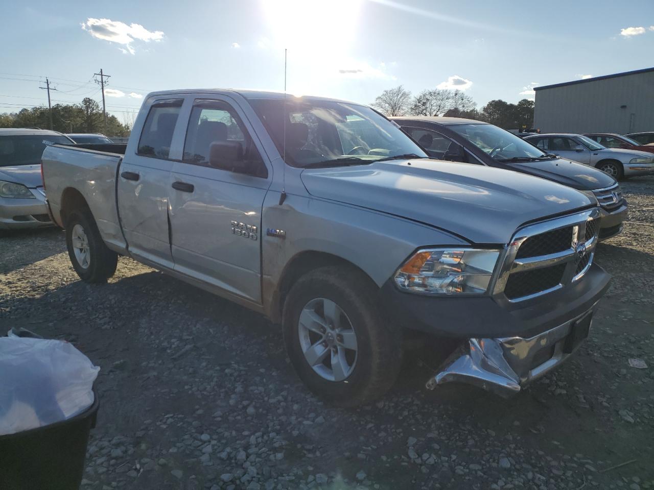 2018 RAM 1500 ST - Image 4