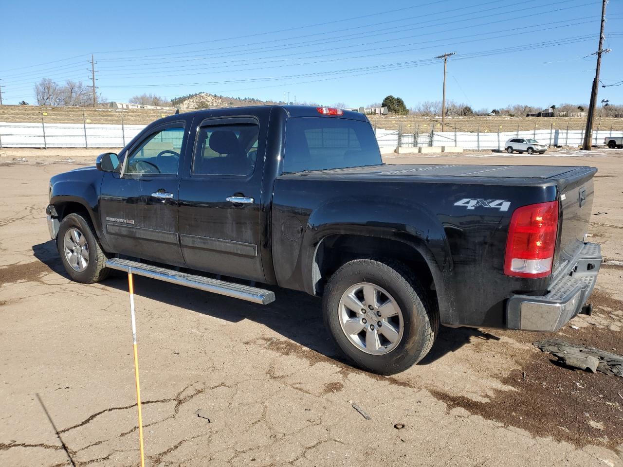 2011 GMC SIERRA K15 - Фото 2