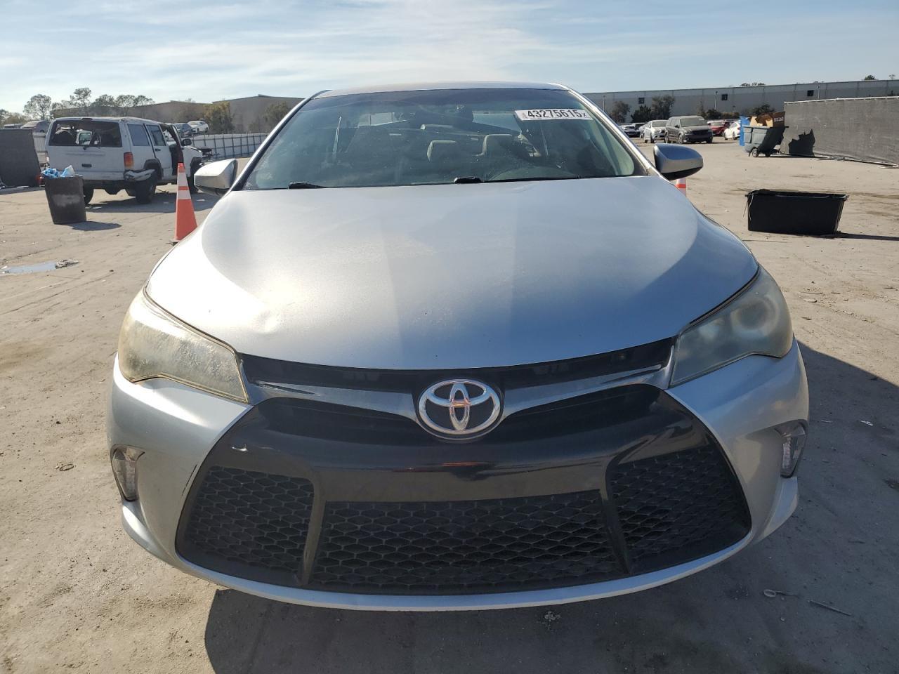 2017 TOYOTA CAMRY LE - Фото 5