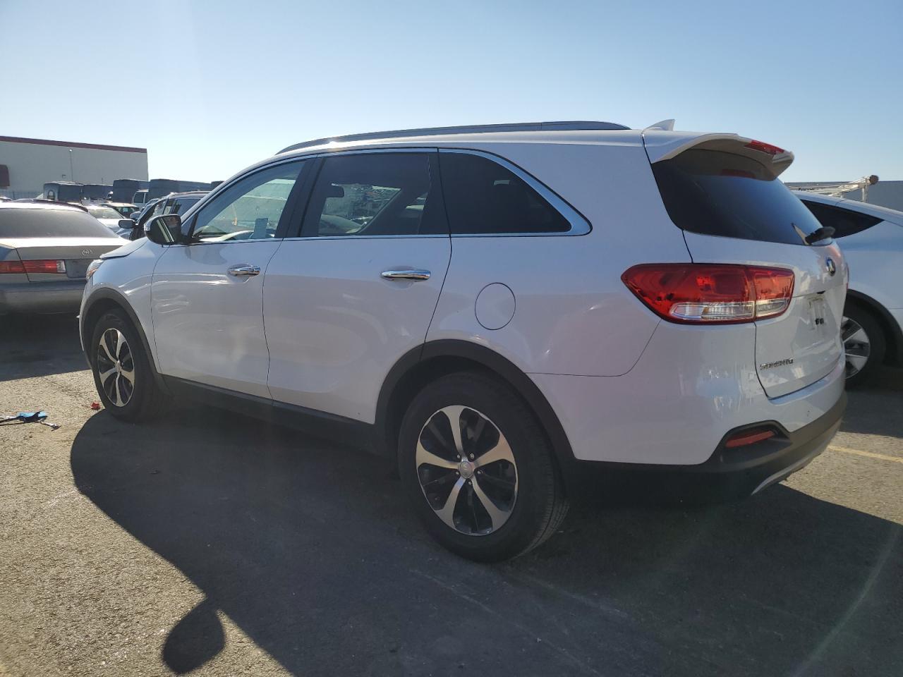 2016 KIA SORENTO EX - Image 2