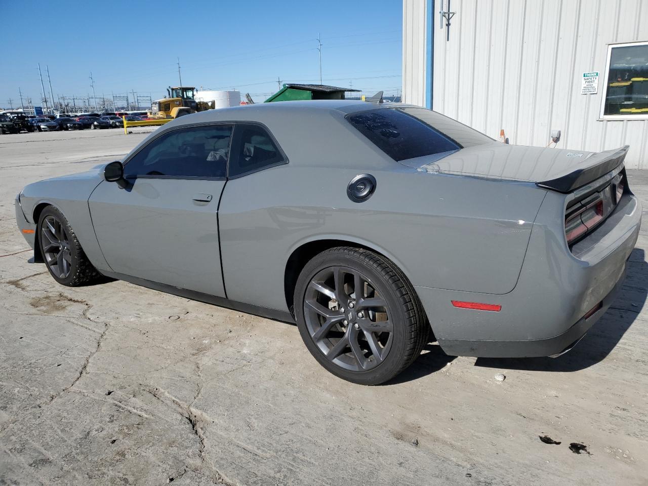 2023 DODGE CHALLENGER - Фото 2