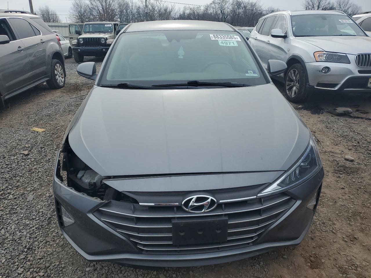 2019 HYUNDAI ELANTRA SE - Image 5