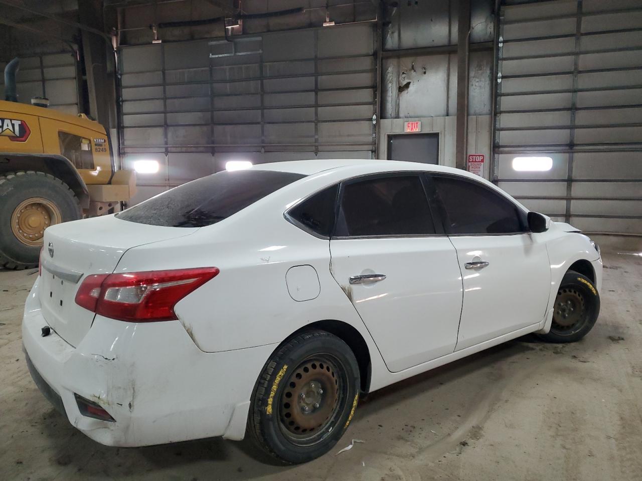 2017 NISSAN SENTRA S - Фото 3