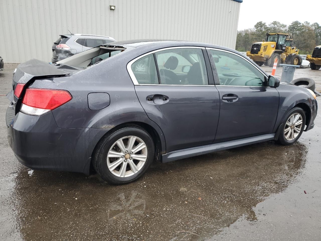 2012 SUBARU LEGACY 2.5 - Image 3