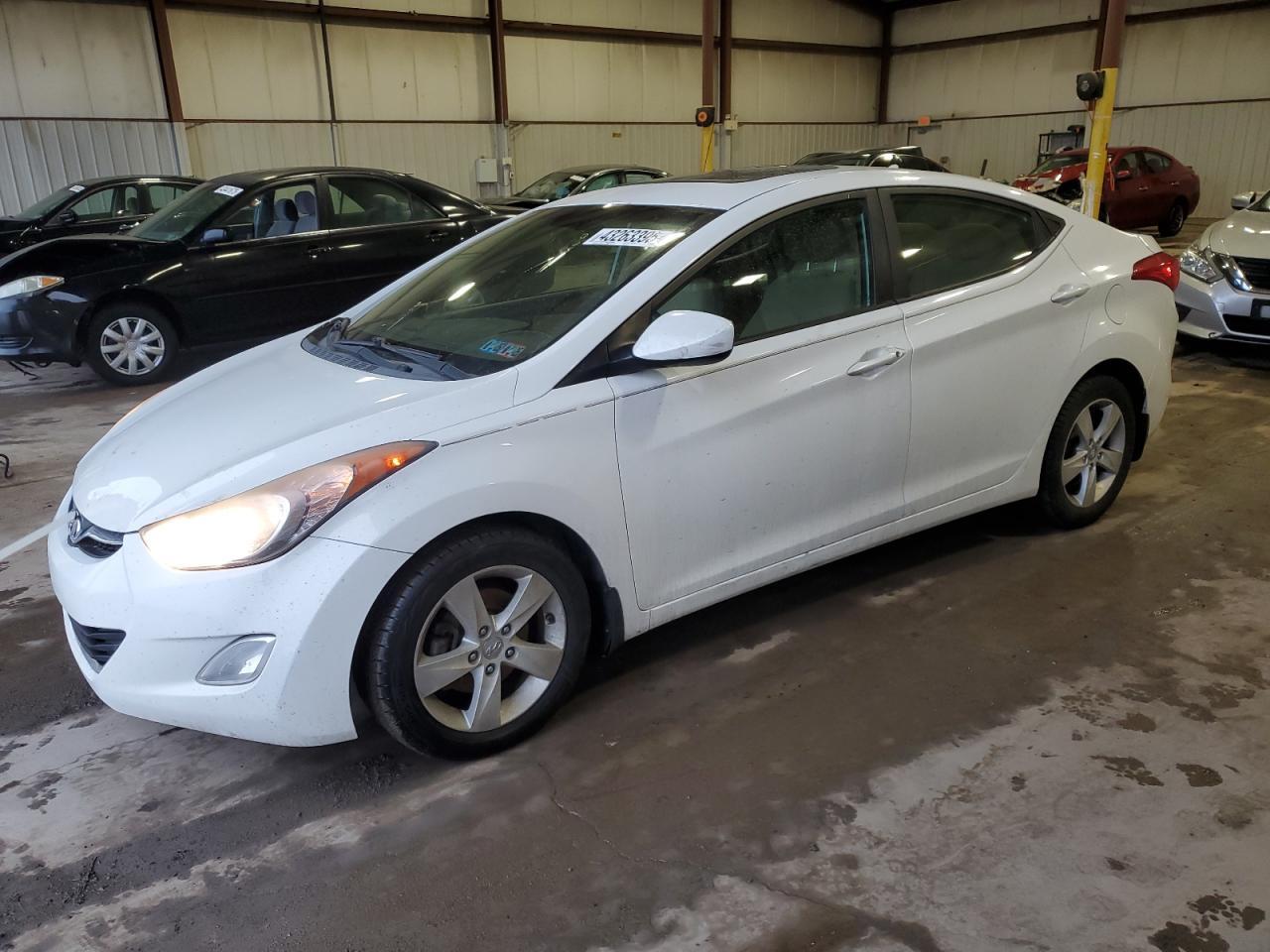 2013 HYUNDAI ELANTRA GL