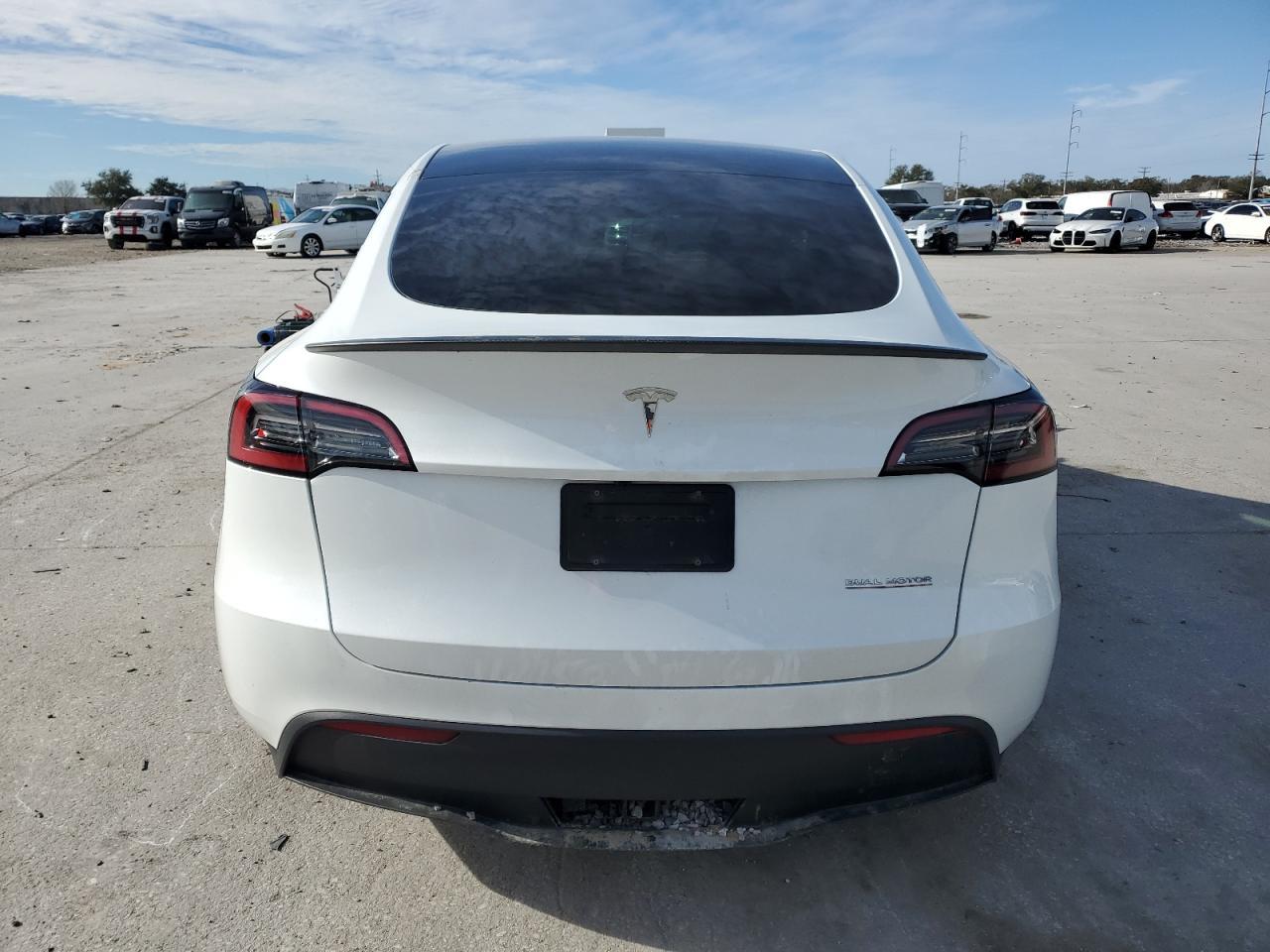 2023 TESLA MODEL Y - Image 6