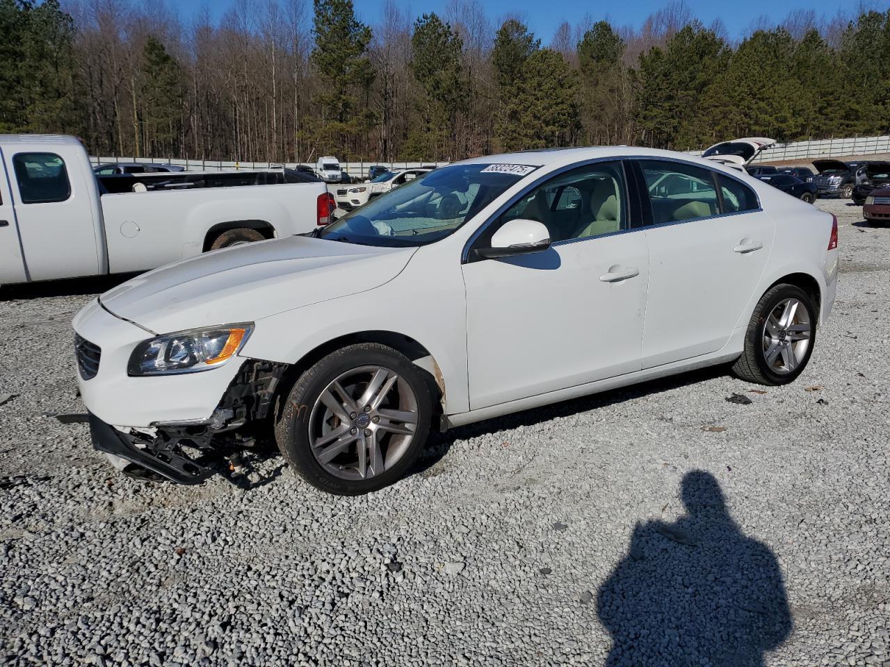 2015 VOLVO S60 PREMIE car image