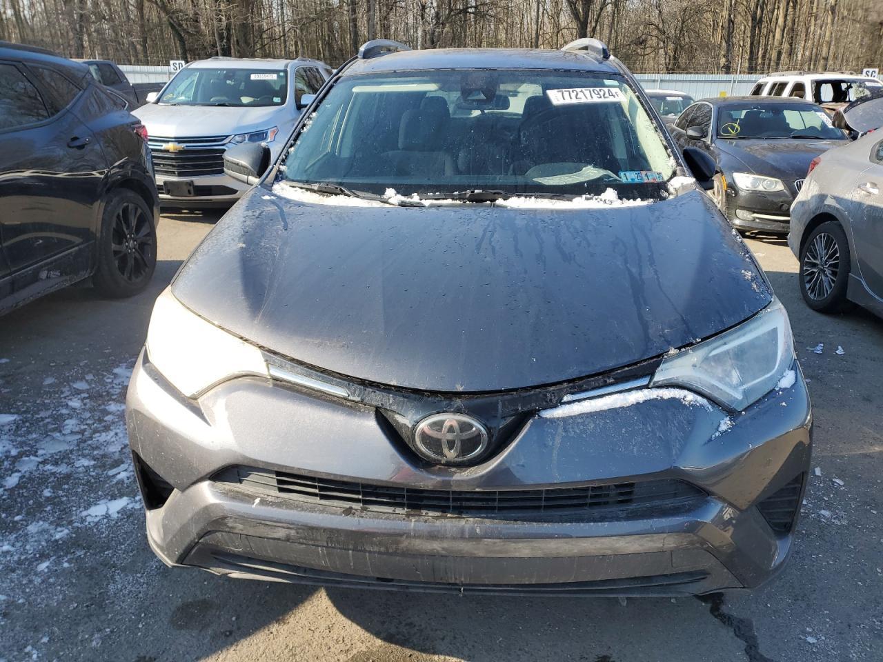 2017 TOYOTA RAV4 LE - Image 5