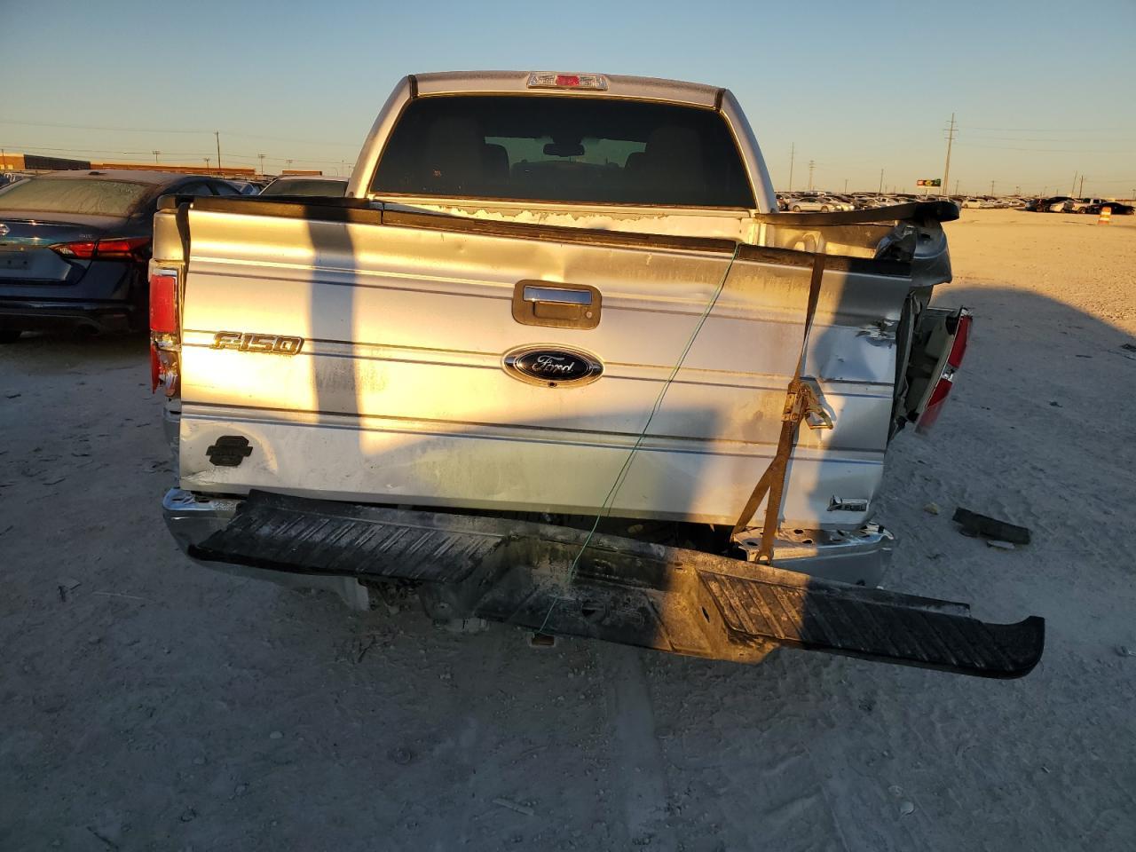 2010 FORD F150 SUPER - Фото 6