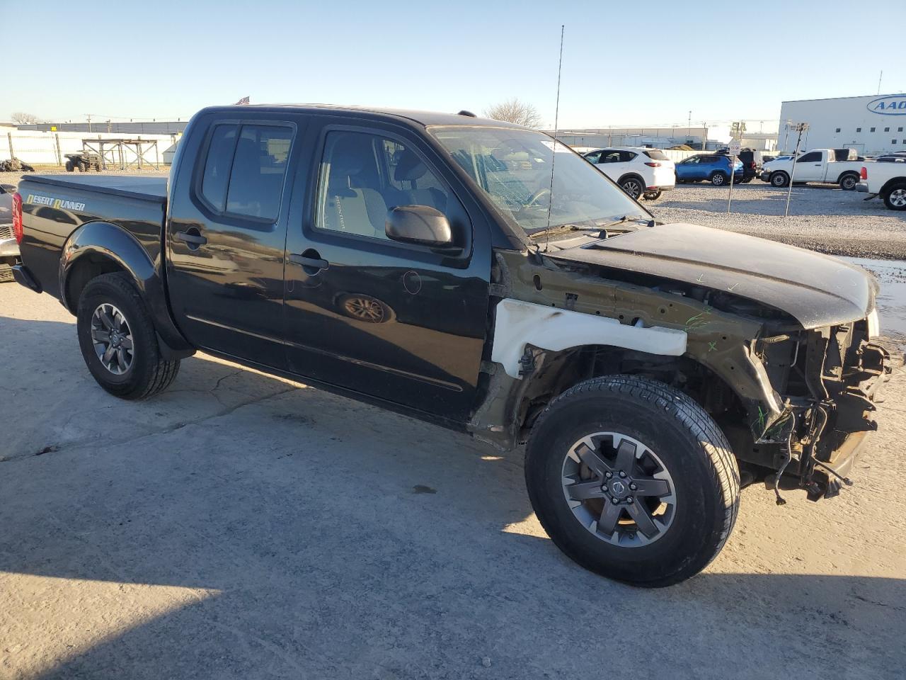 2016 NISSAN FRONTIER S - Фото 4