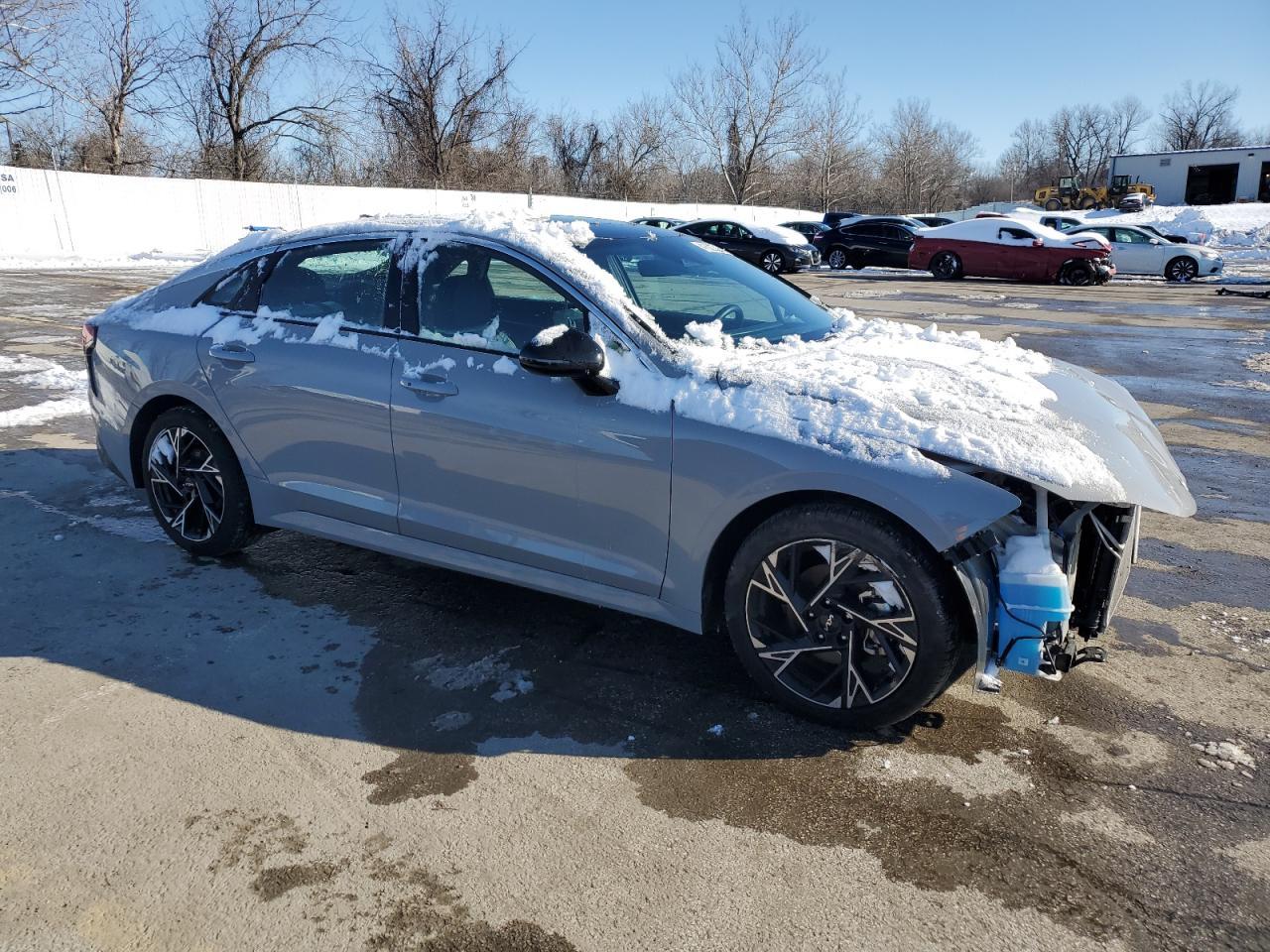 2025 KIA K5 GT LINE - Image 4