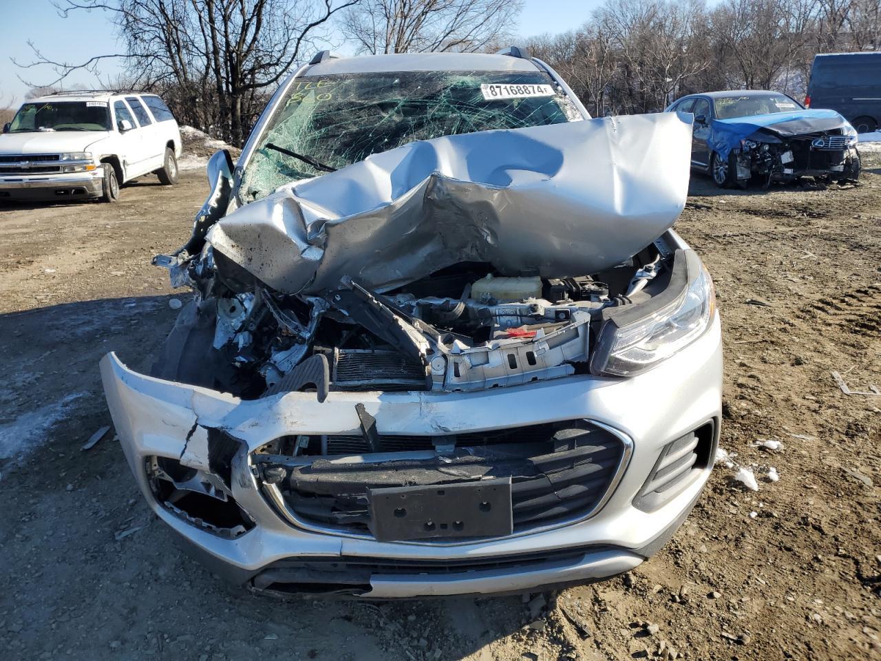 2019 CHEVROLET TRAX 1LT - Image 5