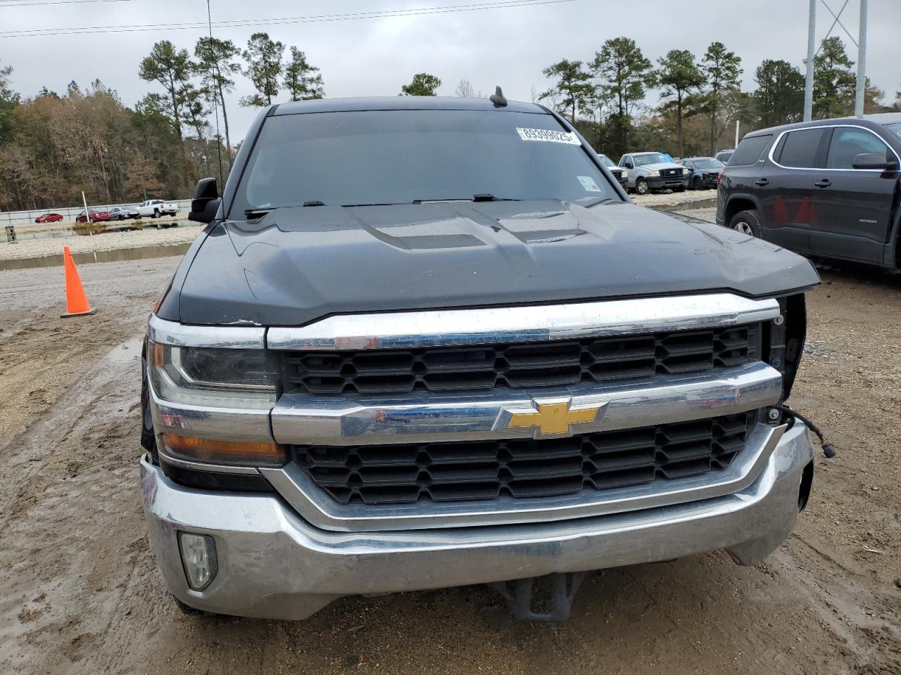 2018 CHEVROLET SILVERADO - Image 5