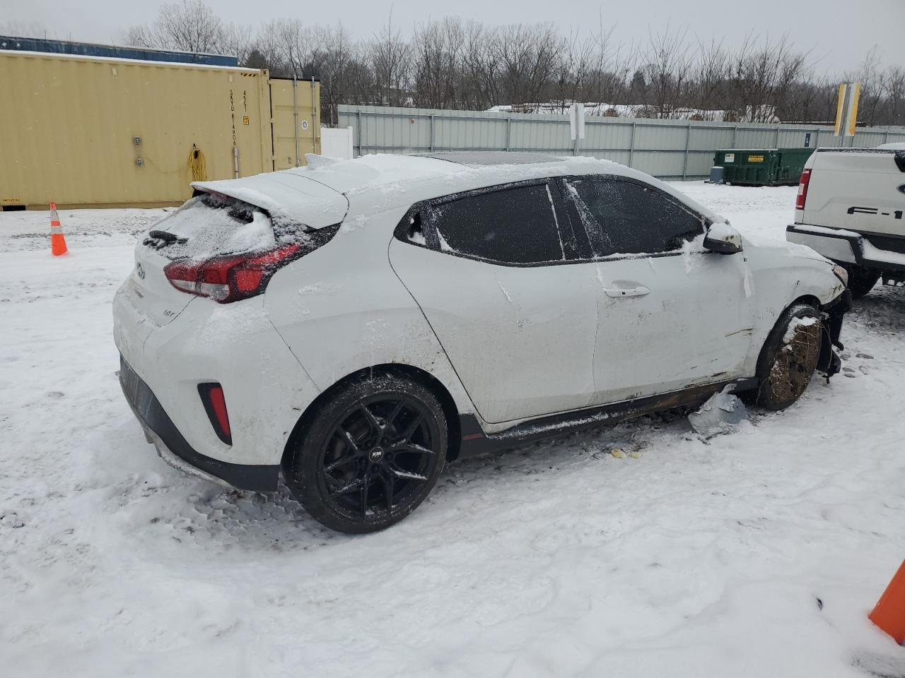 2019 HYUNDAI VELOSTER T - Фото 3