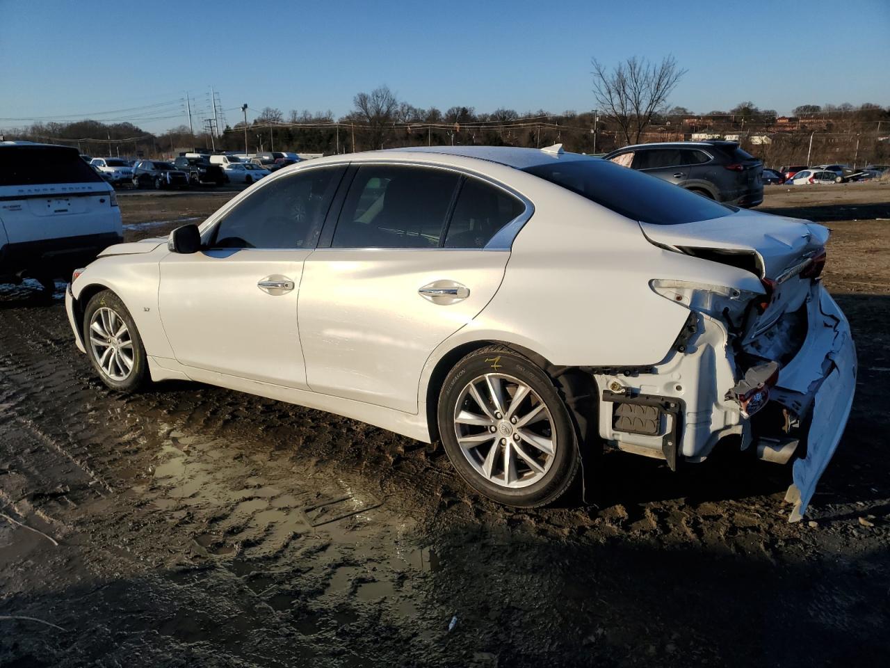 2015 INFINITI Q50 BASE - Image 2