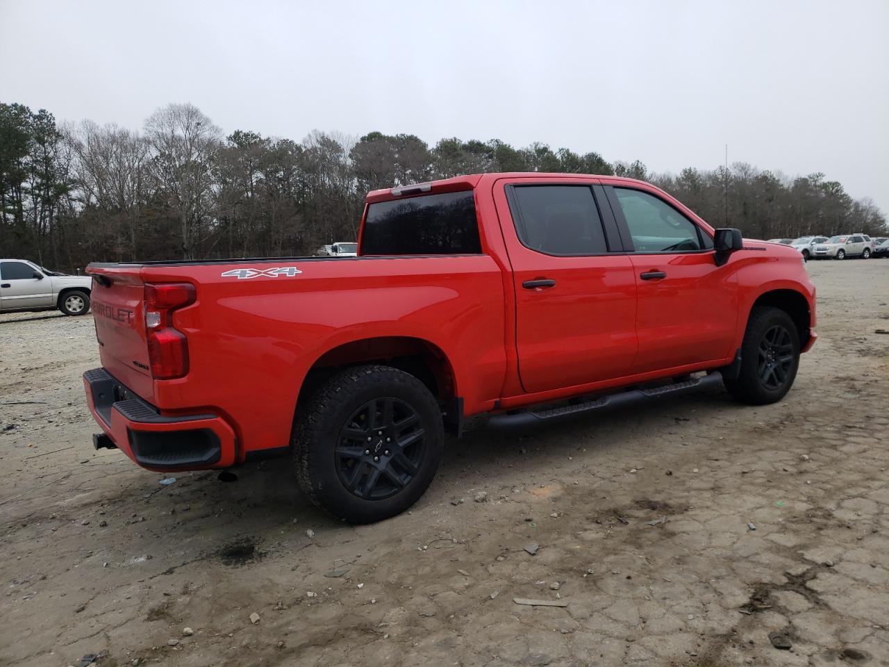 2024 CHEVROLET SILVERADO - Фото 3