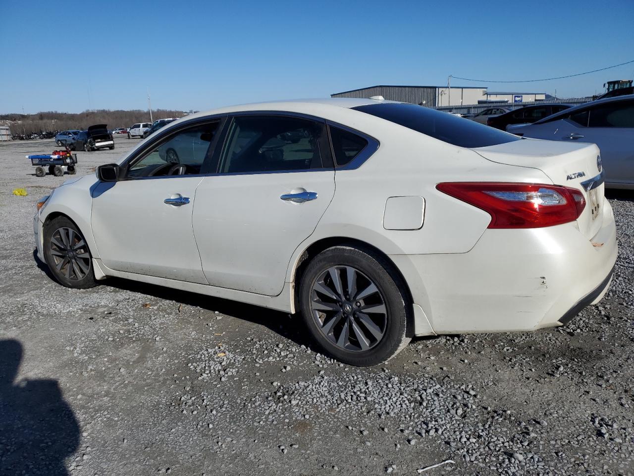 2016 NISSAN ALTIMA 2.5 - Фото 2