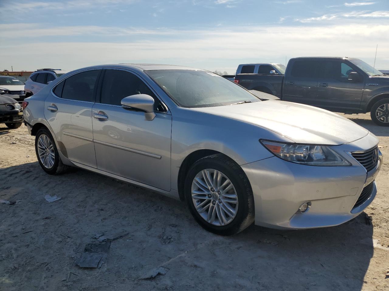2014 LEXUS ES 350 - Image 4