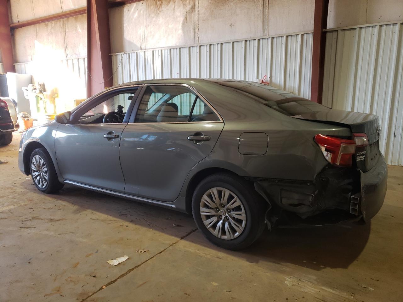 2014 TOYOTA CAMRY L - Image 2