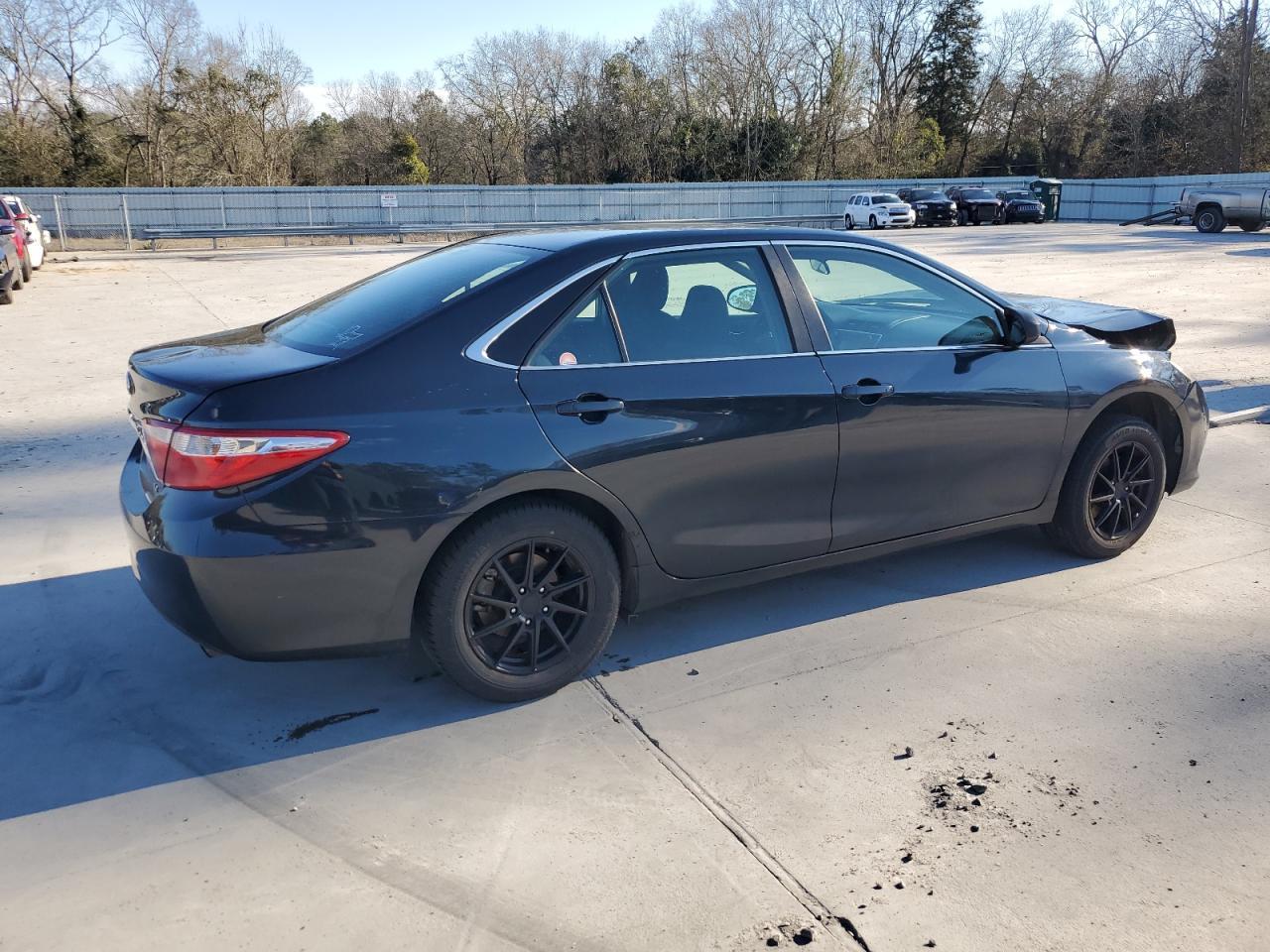 2017 TOYOTA CAMRY LE - Image 3