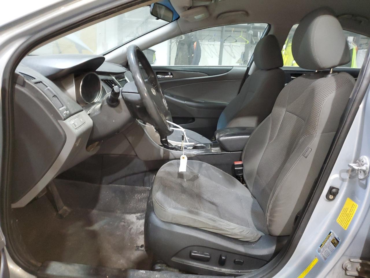 2011 HYUNDAI SONATA GLS - Image 7