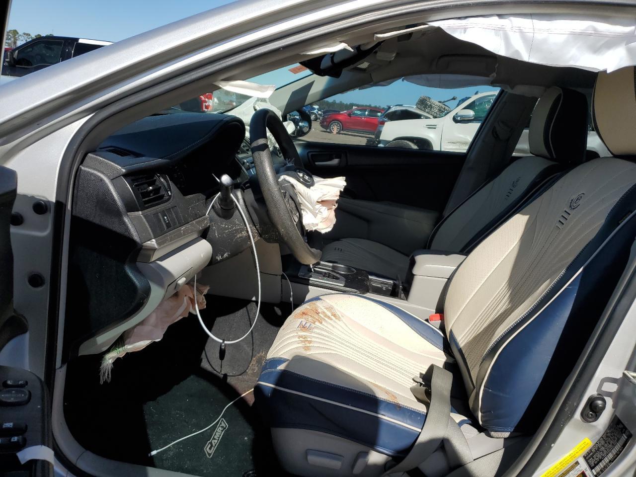 2014 TOYOTA CAMRY L - Image 7