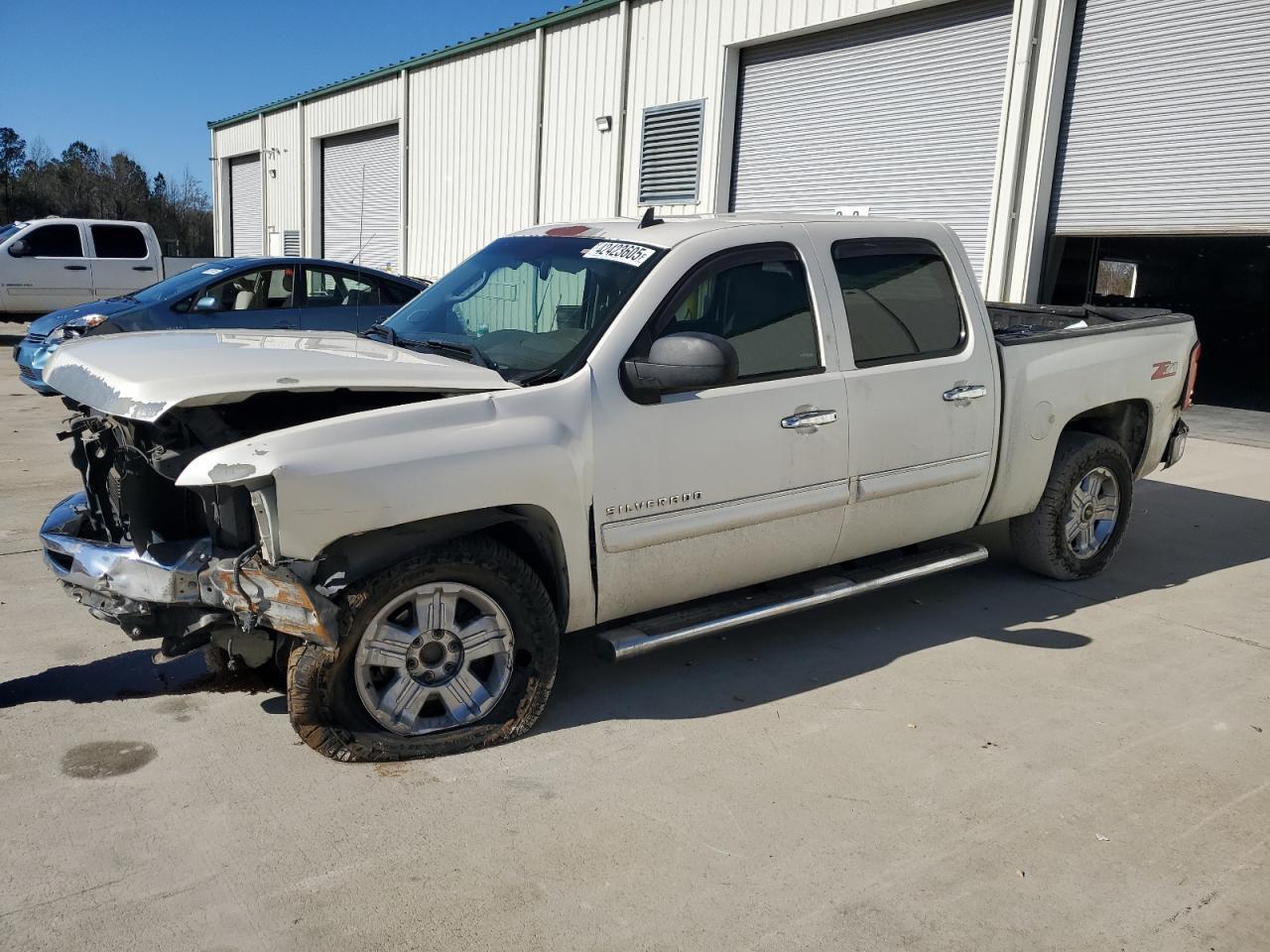 2013 CHEVROLET SILVERADO