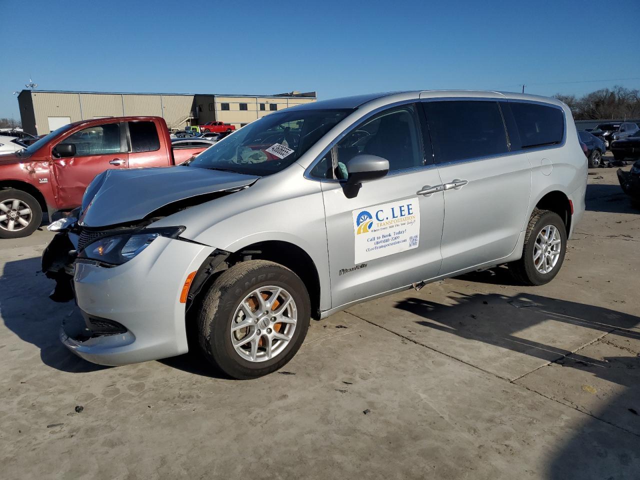 2022 CHRYSLER VOYAGER LX