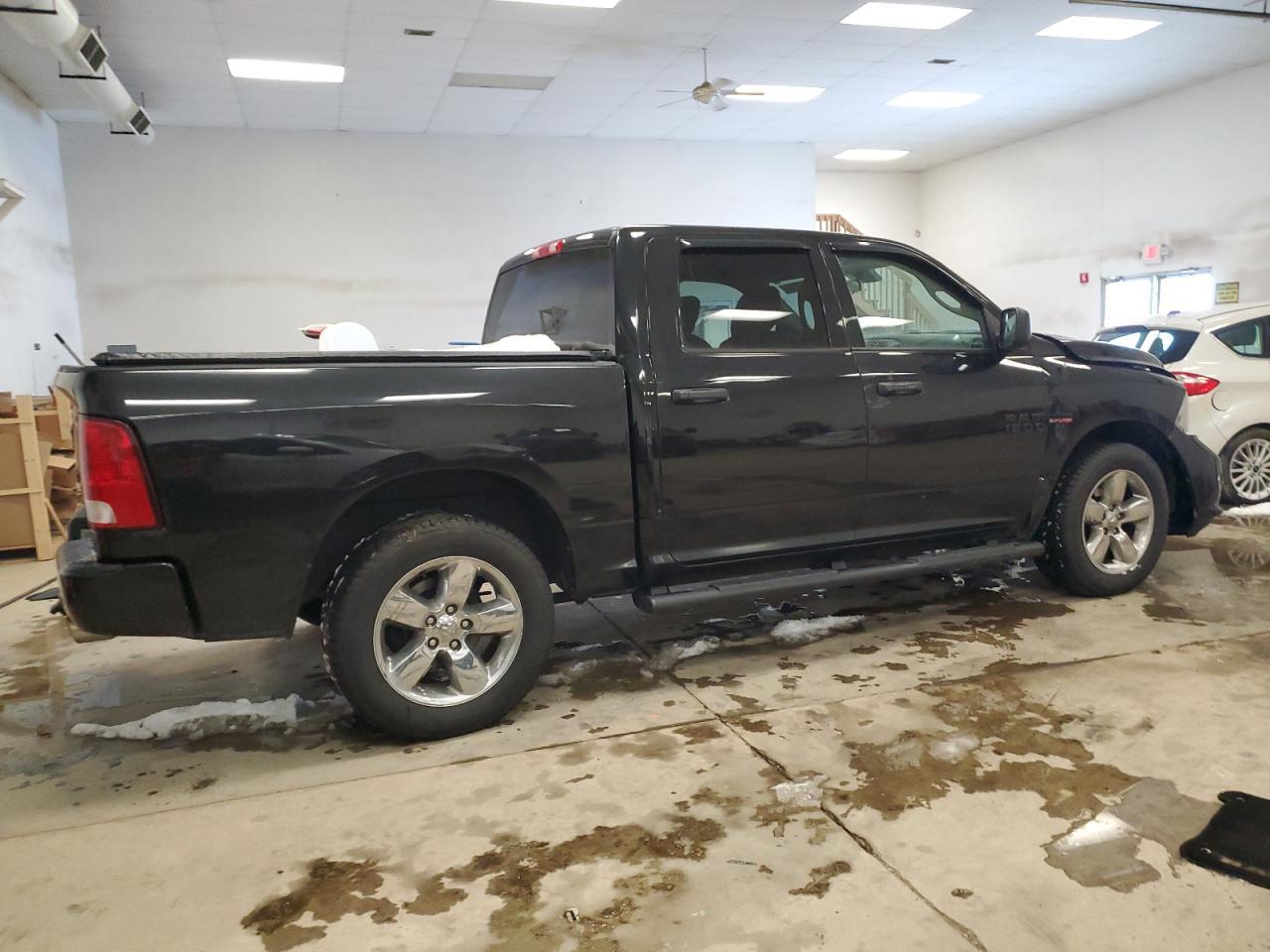 2018 RAM 1500 ST - Image 3
