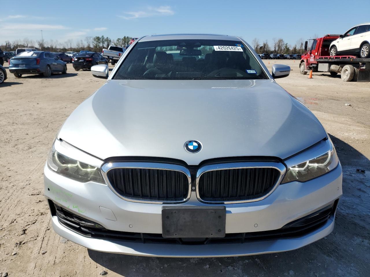 2018 BMW 530 I - Фото 5