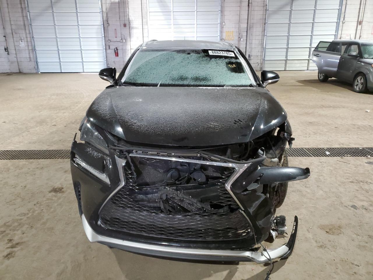 2017 LEXUS NX 200T BA - Фото 5