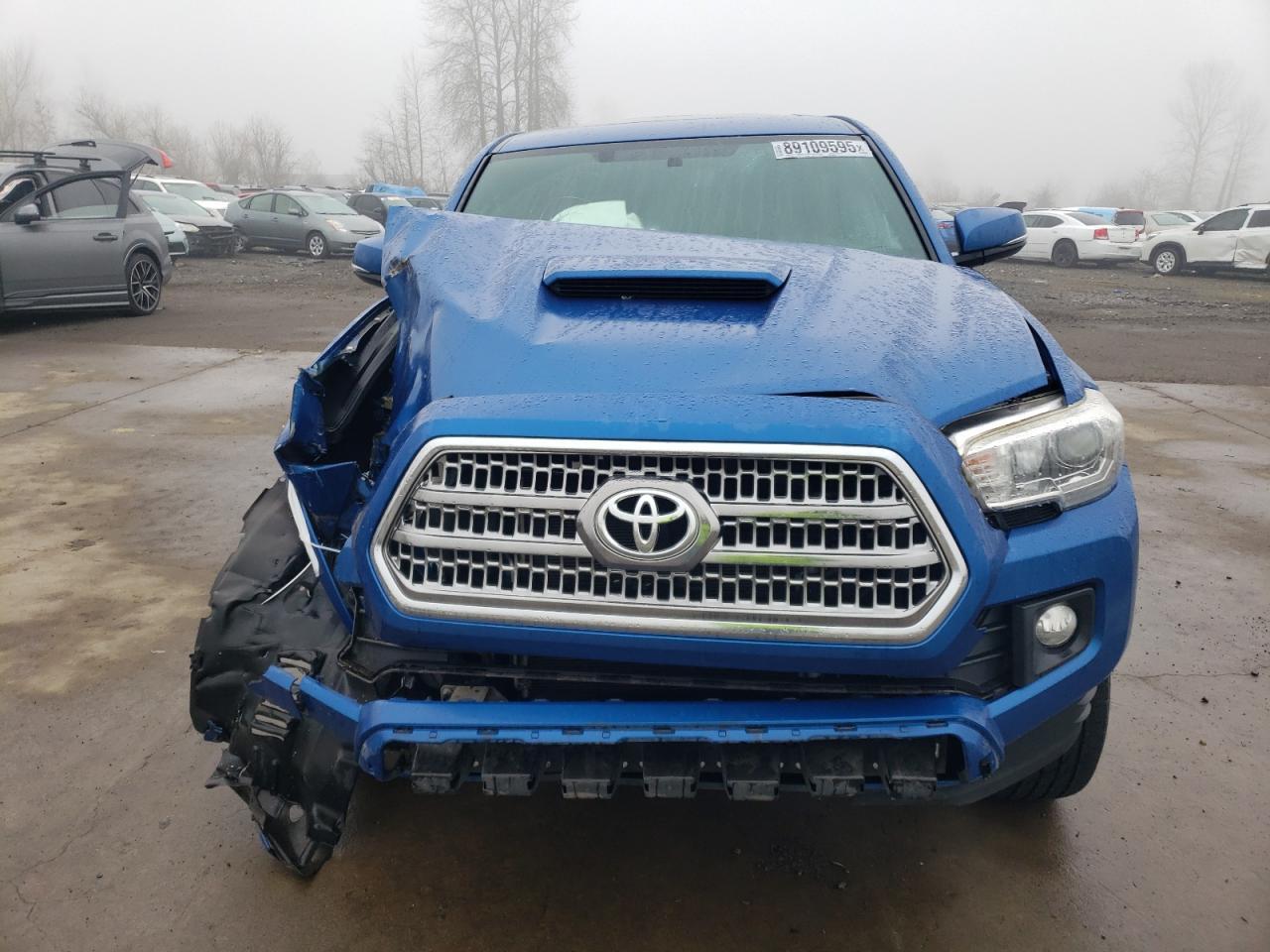 2016 TOYOTA TACOMA DOU - Фото 5