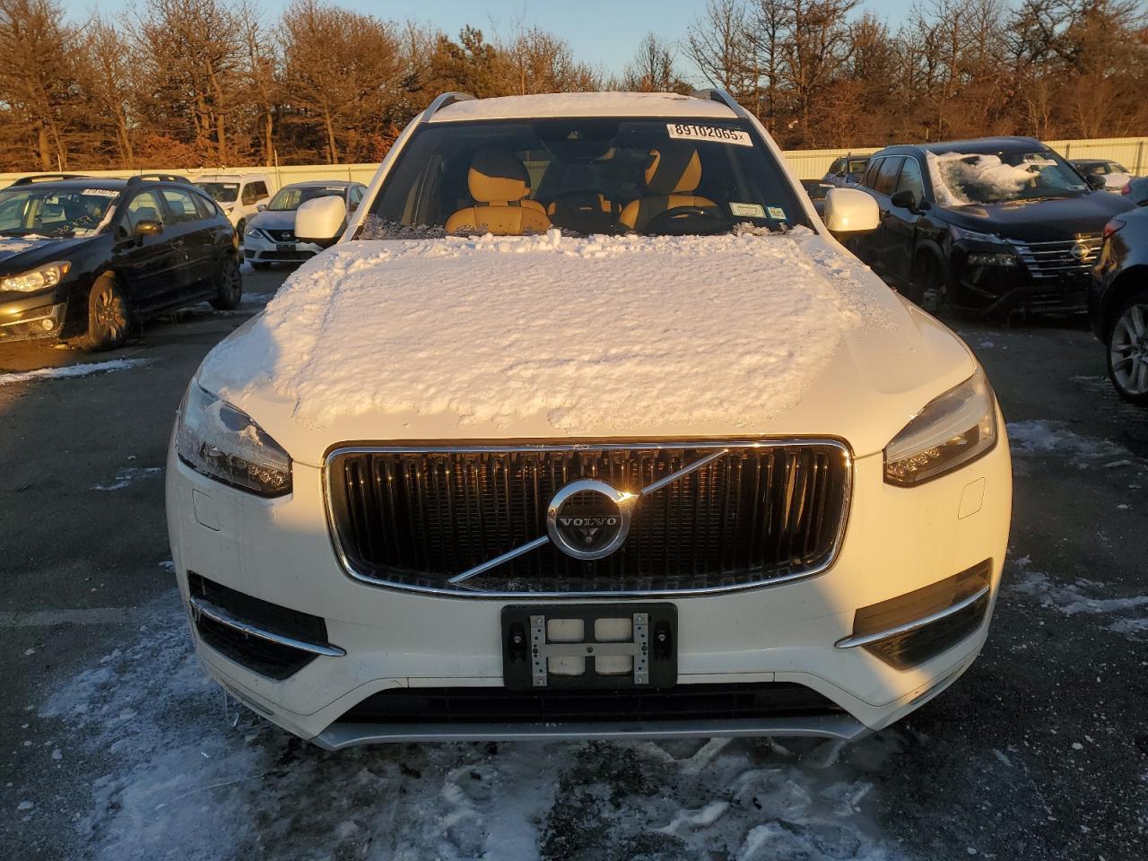 2016 VOLVO XC90 T6 - Image 5