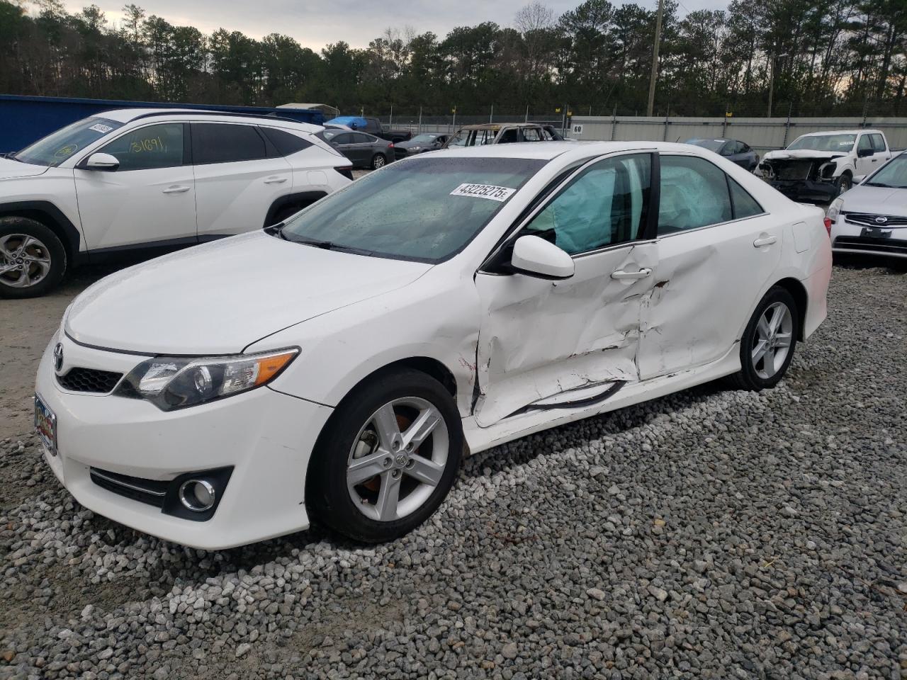 2013 TOYOTA CAMRY L