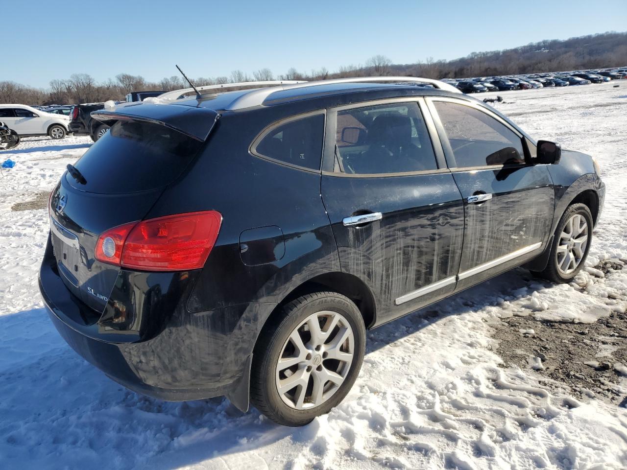 2013 NISSAN ROGUE S - Image 3