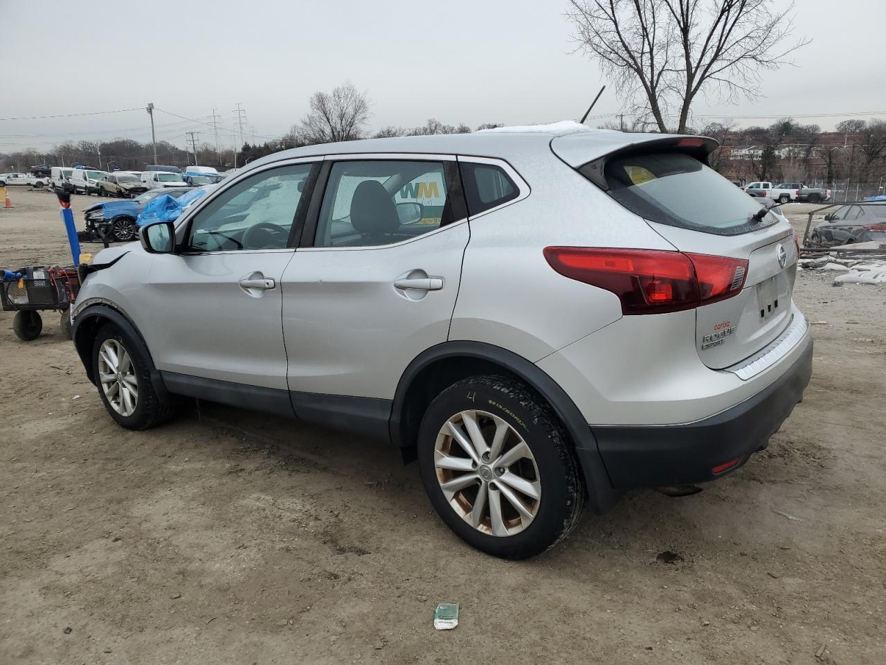 2017 NISSAN ROGUE SPOR - Image 2