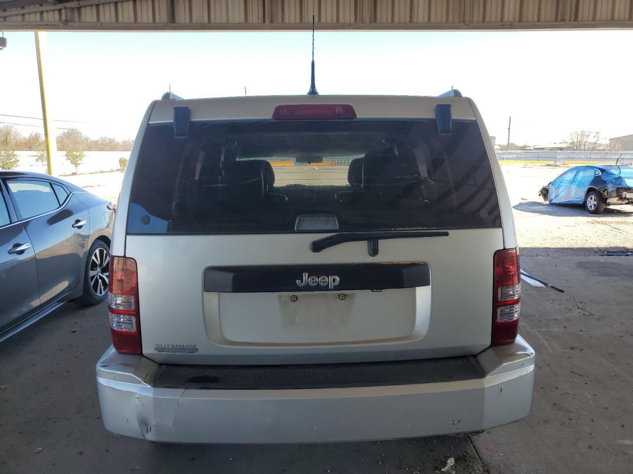 2011 JEEP LIBERTY SP - Фото 6