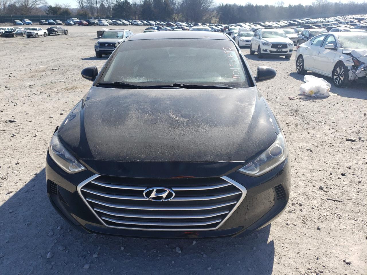 2017 HYUNDAI ELANTRA SE - Image 5