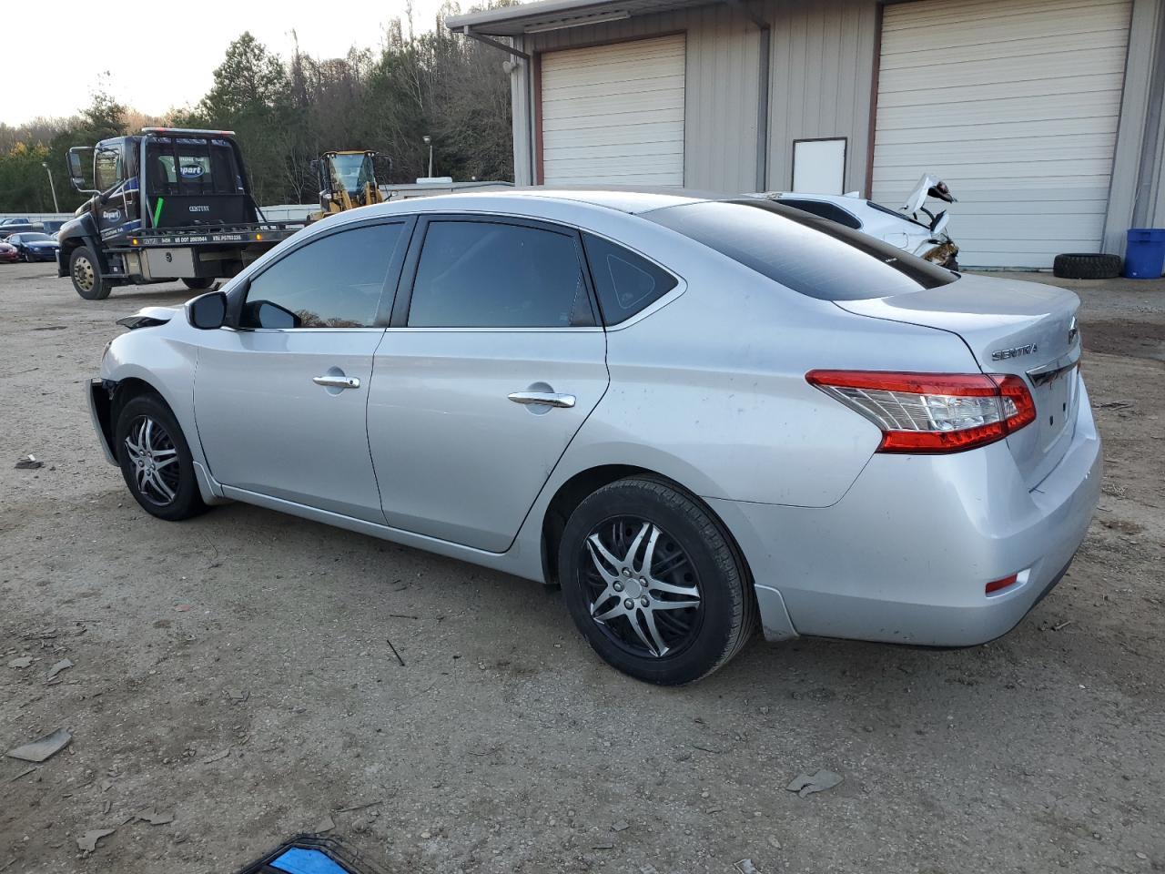 2013 NISSAN SENTRA S - Фото 2
