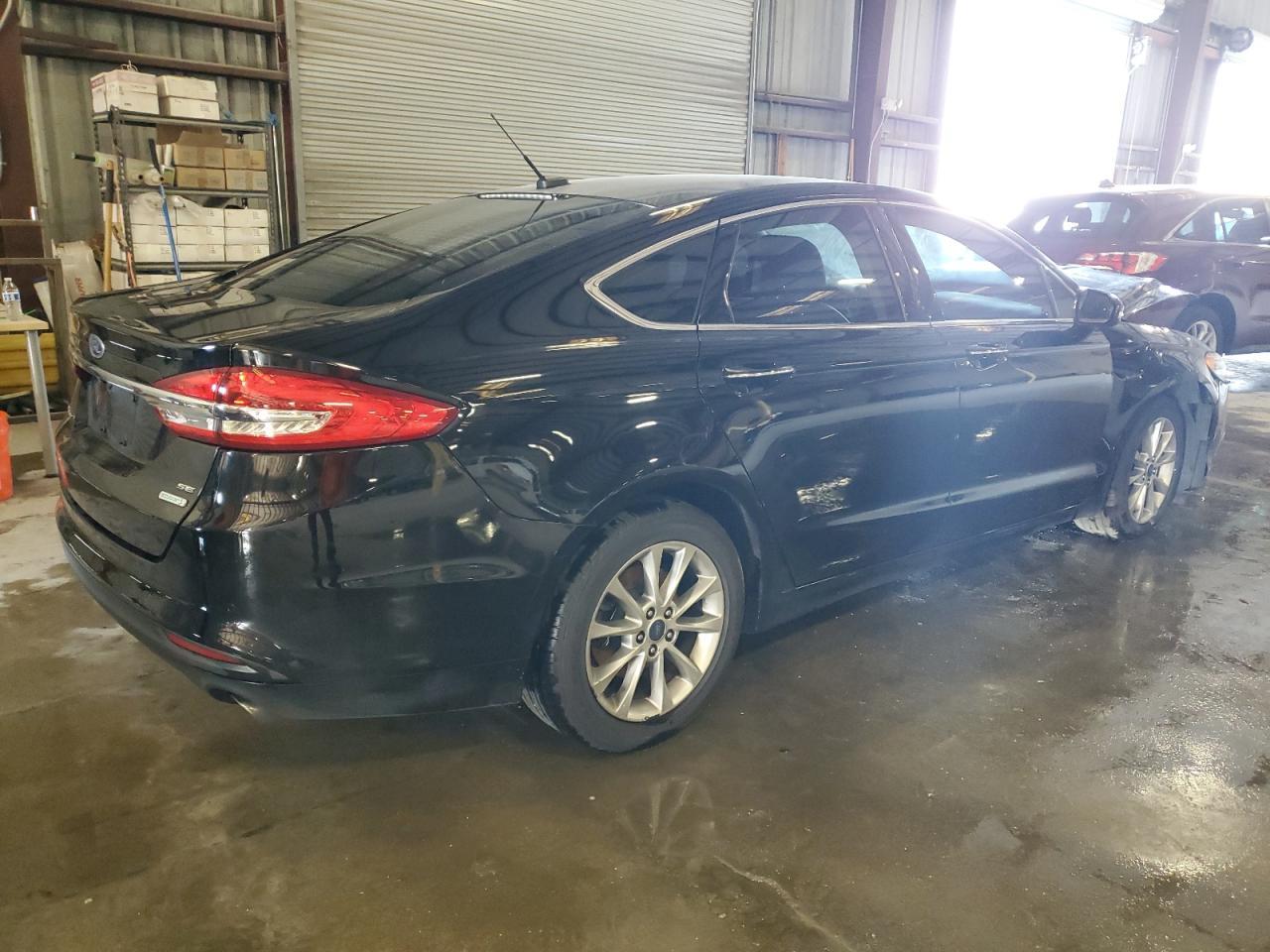 2017 FORD FUSION SE - Image 3