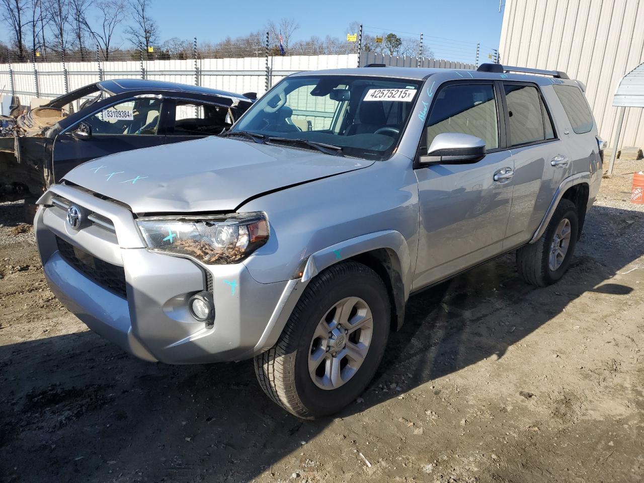 2020 TOYOTA 4RUNNER SR