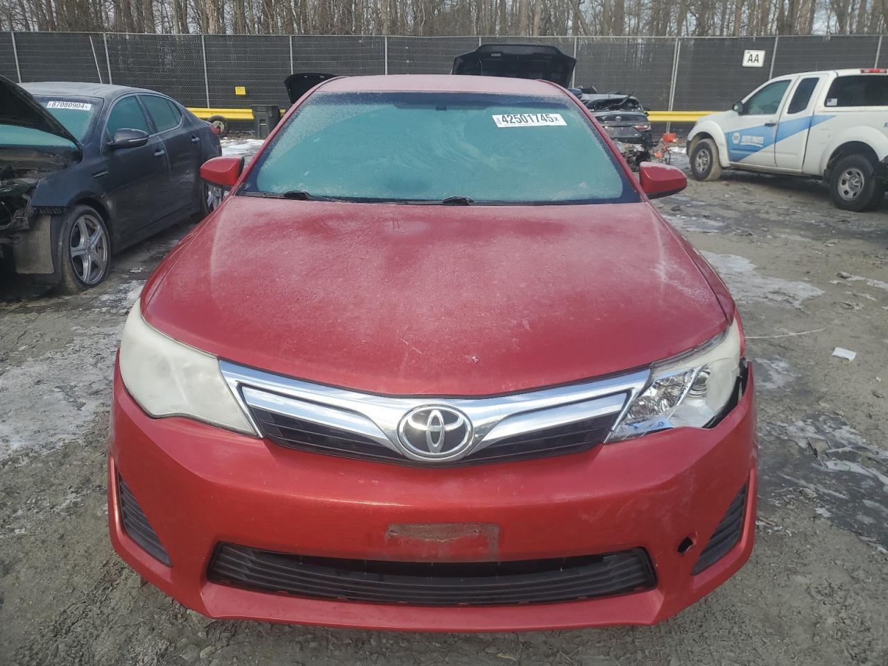2014 TOYOTA CAMRY L - Фото 5