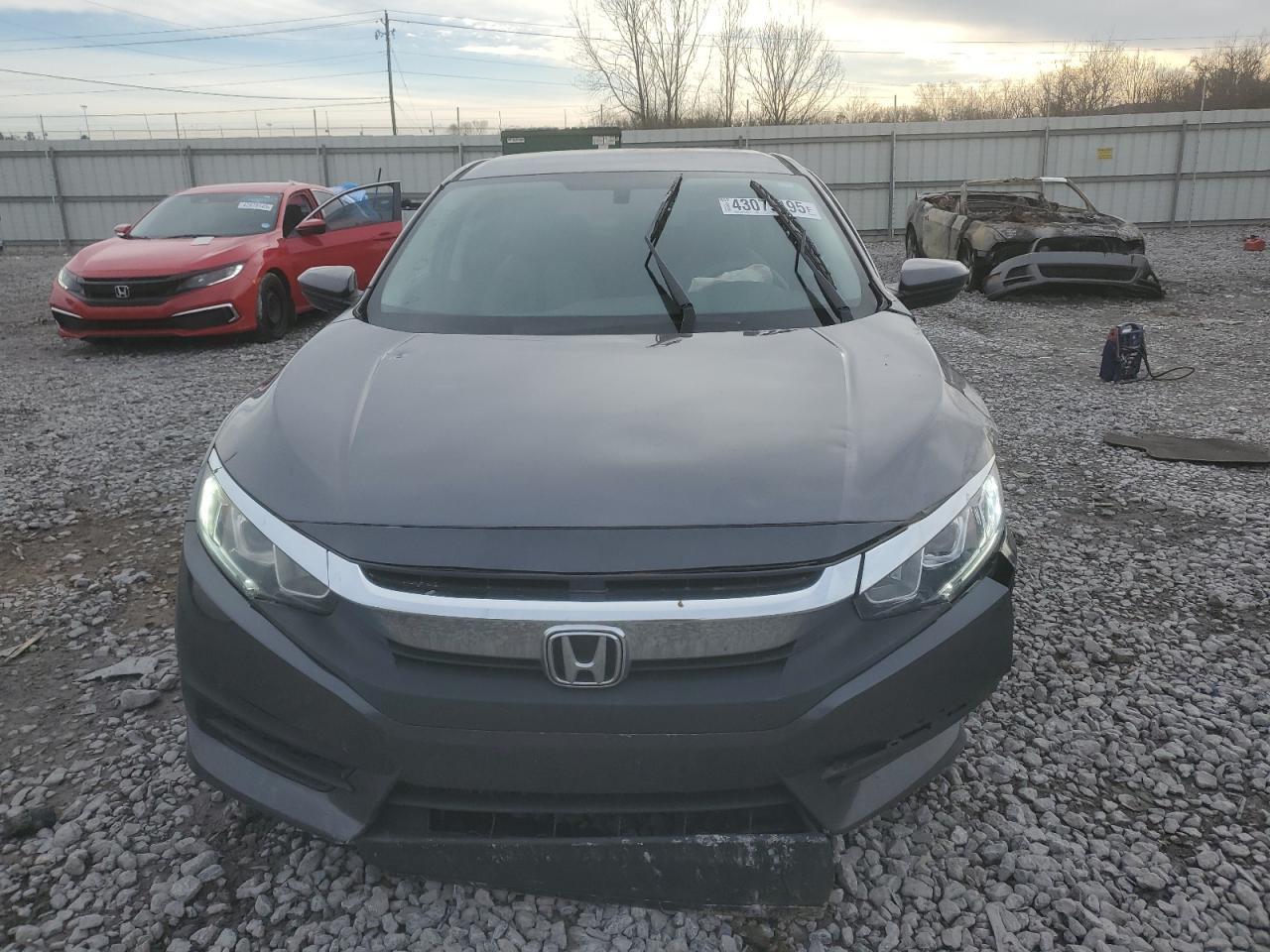 2016 HONDA CIVIC LX - Image 5