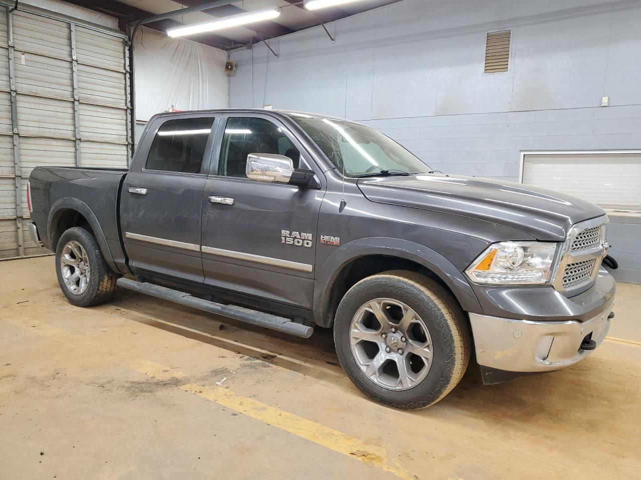 2015 RAM 1500 LARAM - Image 4